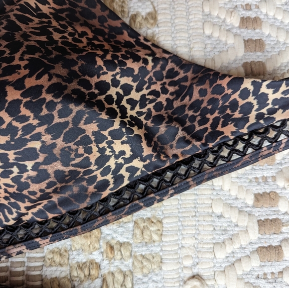 Plus Size Swimsuit Cheetah Print NWOT size 24 - Picture 7 of 7